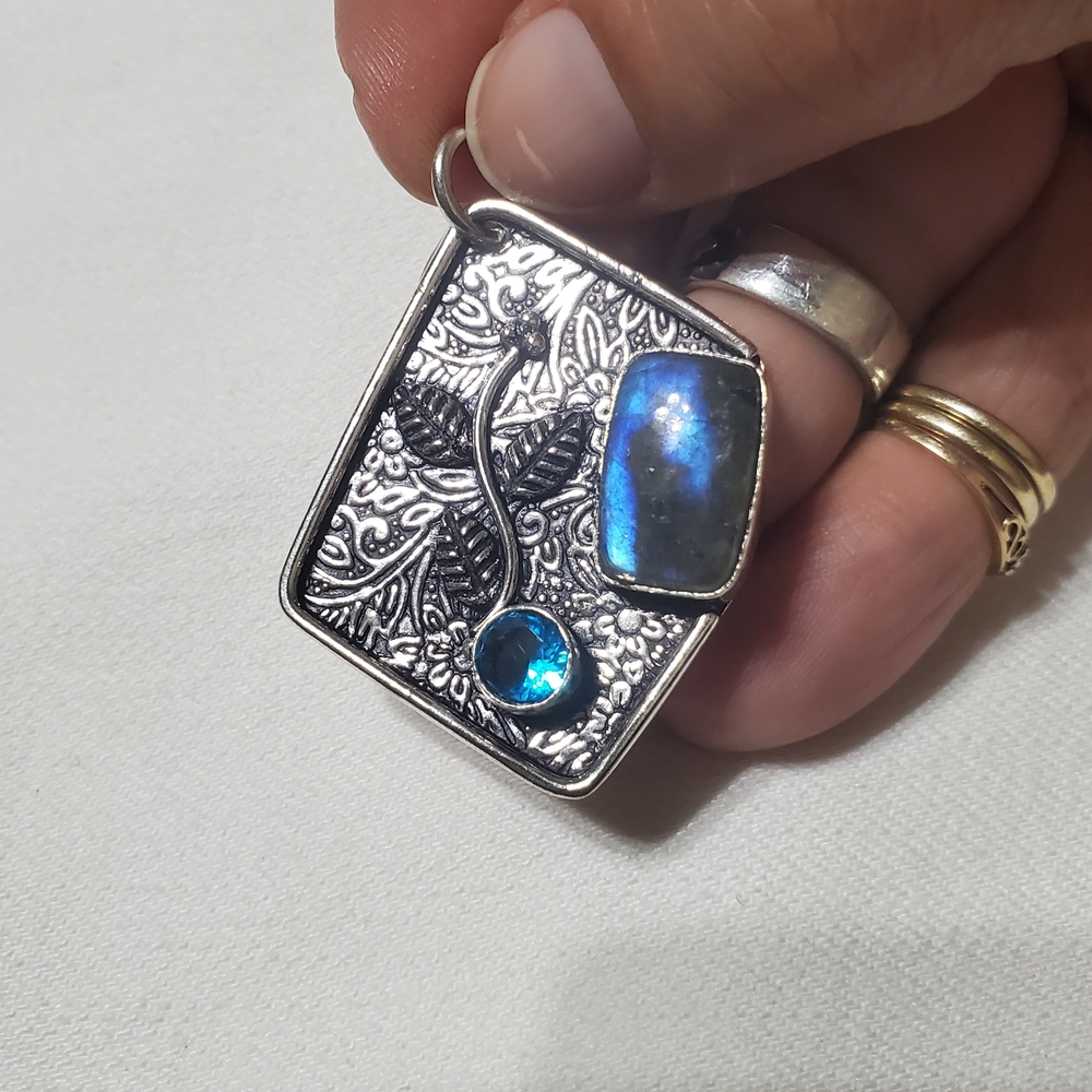 Silver and Blue Pendant Necklace